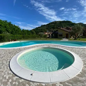 Giulia , Gragnola Italië