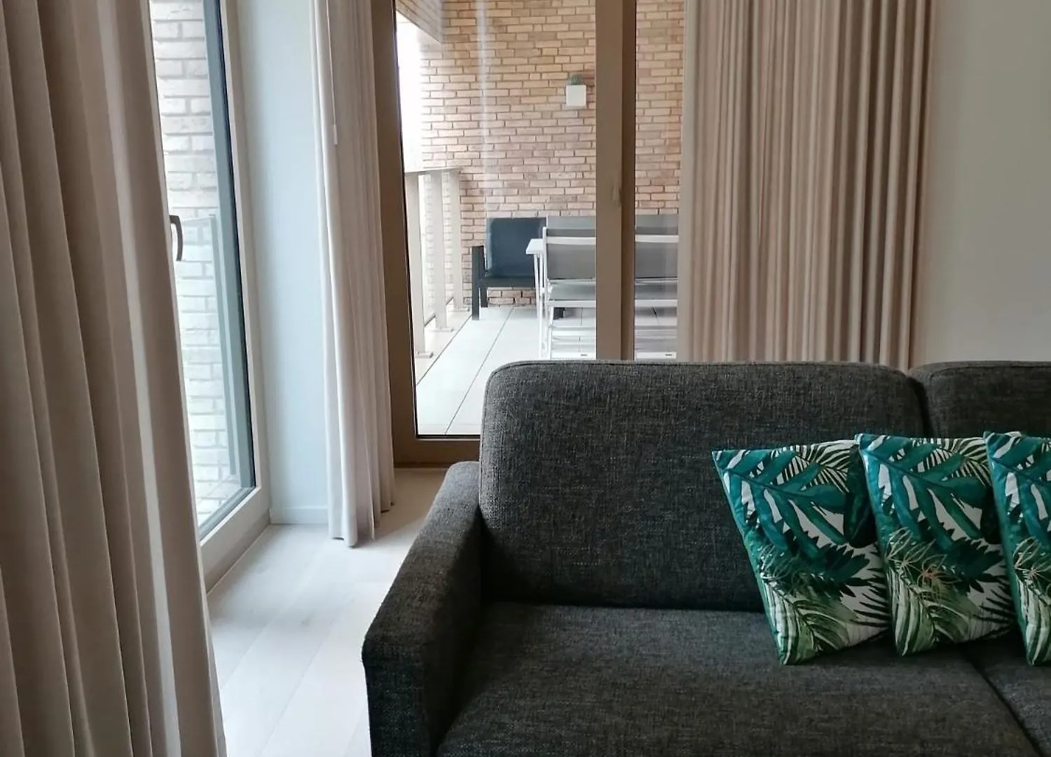 Apartment Bartine - Modern And Spacious Flat Near The Sea, Free Parking Space Ostend