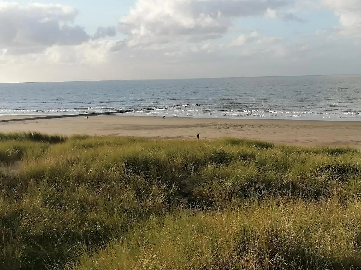 Bartine - Modern And Spacious Flat Near The Sea, Free Parking Space Apartment Ostend 0*,